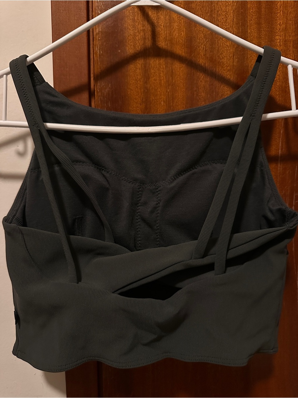 lululemon ribbed high neck cropped tank - Picture 2 of 4